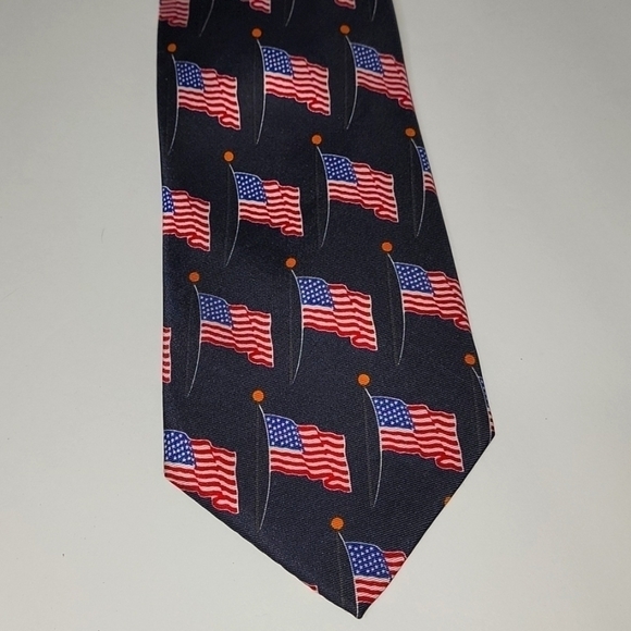 𝅺men's Americana necktie. Patriotic, flags. 100%silk. Handmade - Picture 2 of 3